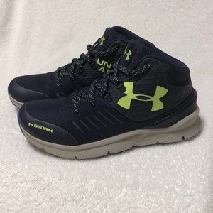Boys Under Armour OverDrive X Reactor Shoes Size 5